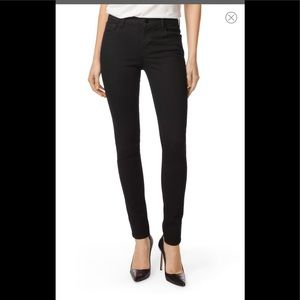 J Brand 811 Mid Rise Skinny Jeans in Vanity sz 28